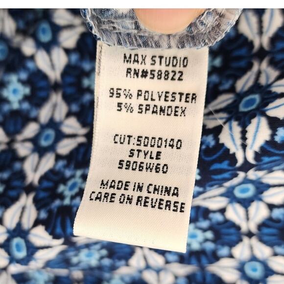 New NWT Max Studio Geometric‎ Wrap Dress Long Sleeve Size Small Navy White - Picture 9 of 10